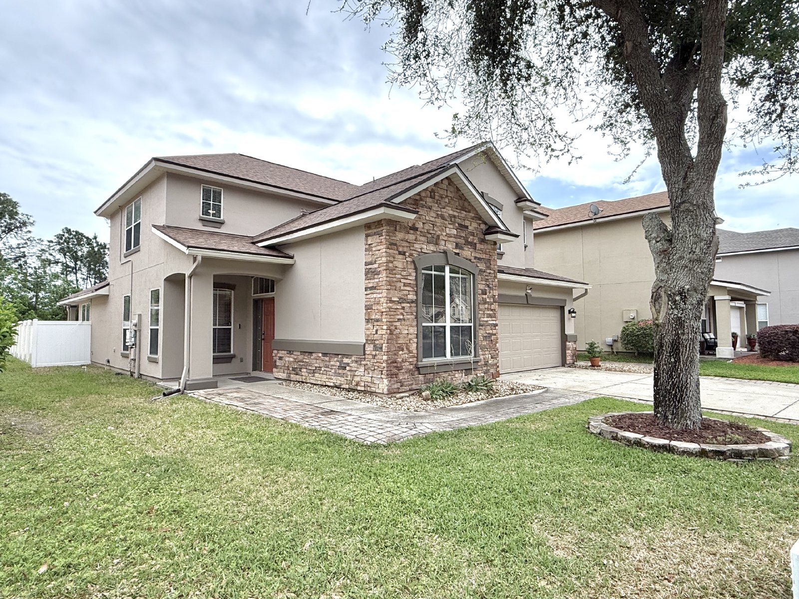 Spacious 4BR Home with Solar Panels, Downstairs Primary & Fenced Yard property image