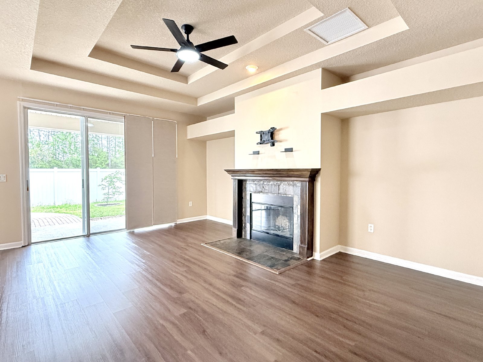 Spacious 4BR Home with Solar Panels, Downstairs Primary & Fenced Yard property image