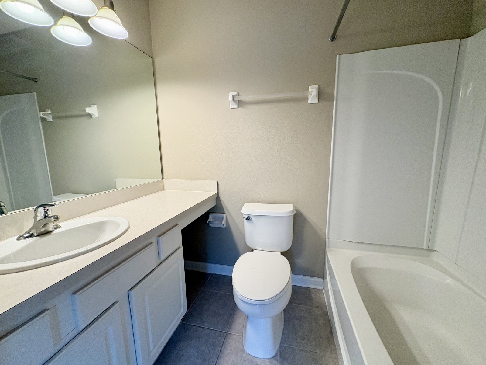 Townhome in Desirable gated Wolf Creek Community! property image