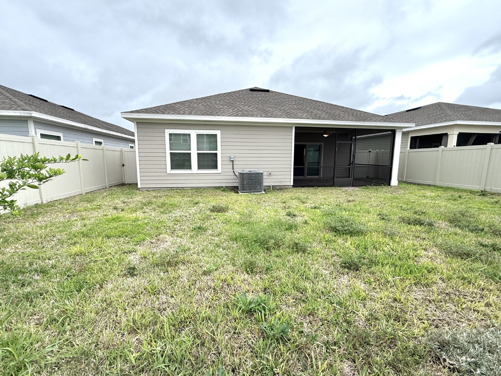 Move-In Ready Home with Modern Finishes & Open Layout property image