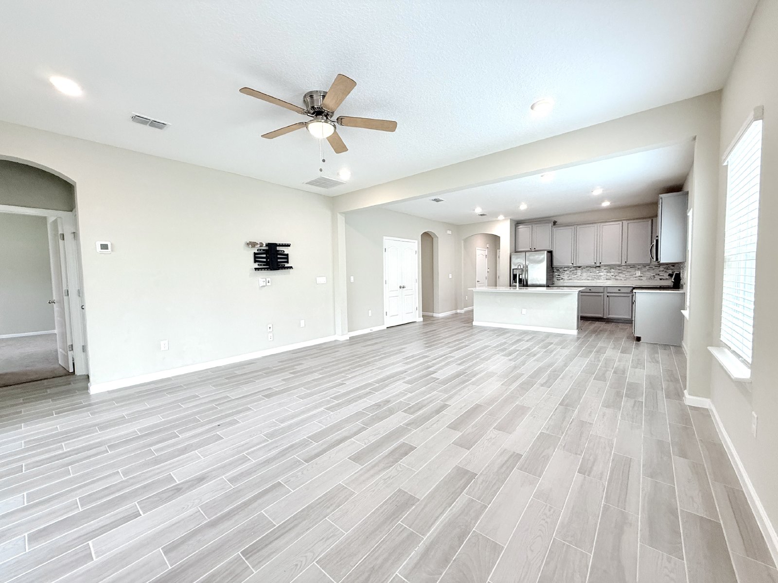 Move-In Ready Home with Modern Finishes & Open Layout property image