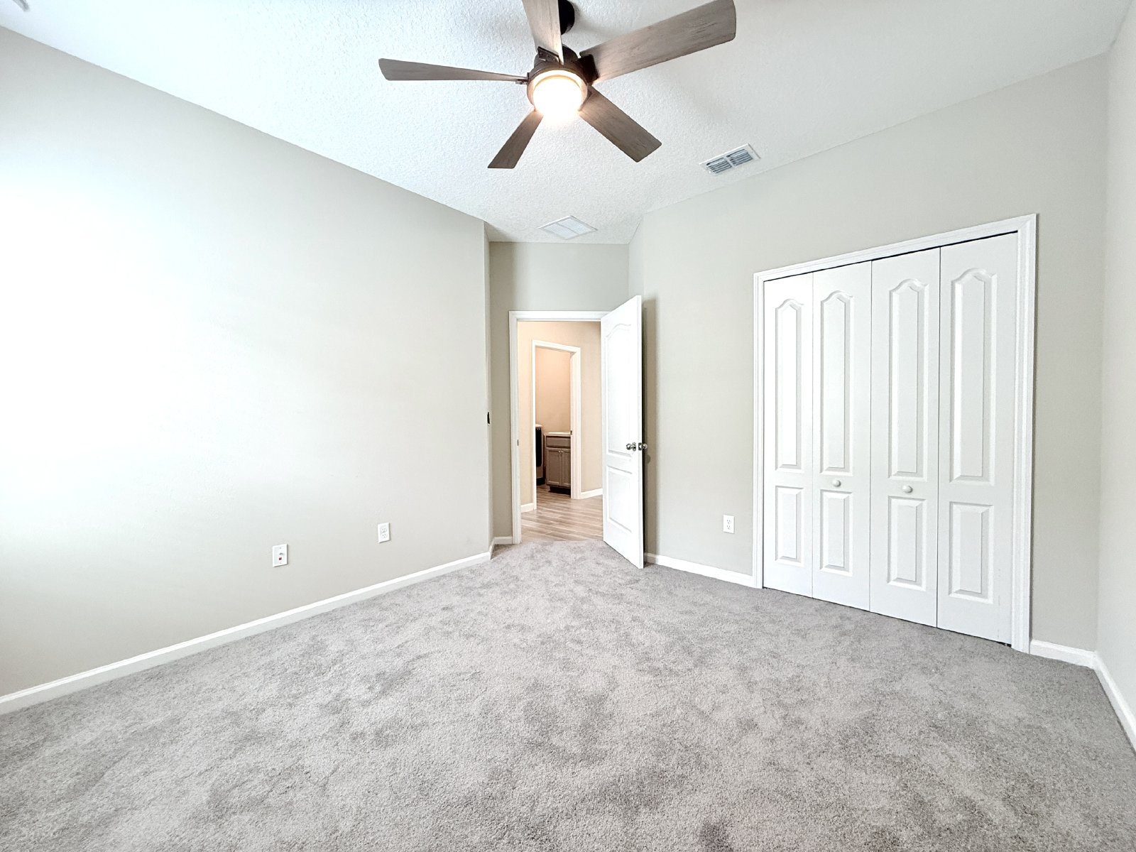 Move-In Ready Home with Modern Finishes & Open Layout property image