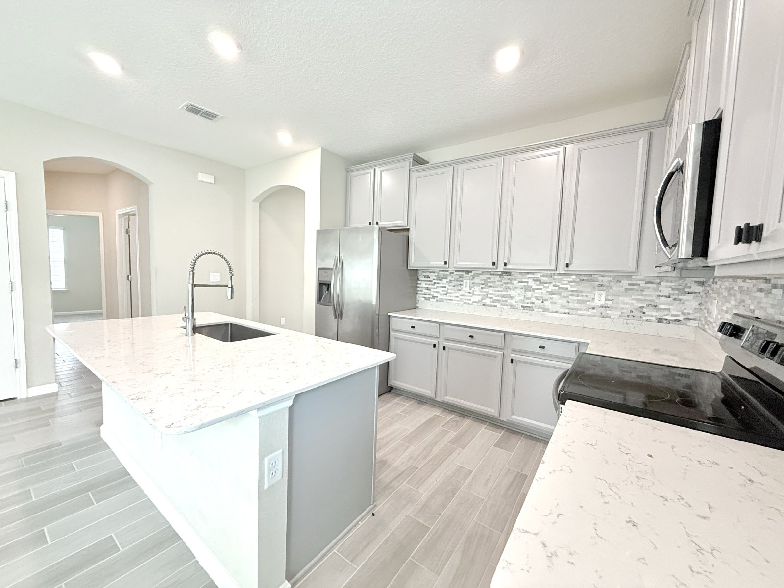 Move-In Ready Home with Modern Finishes & Open Layout property image