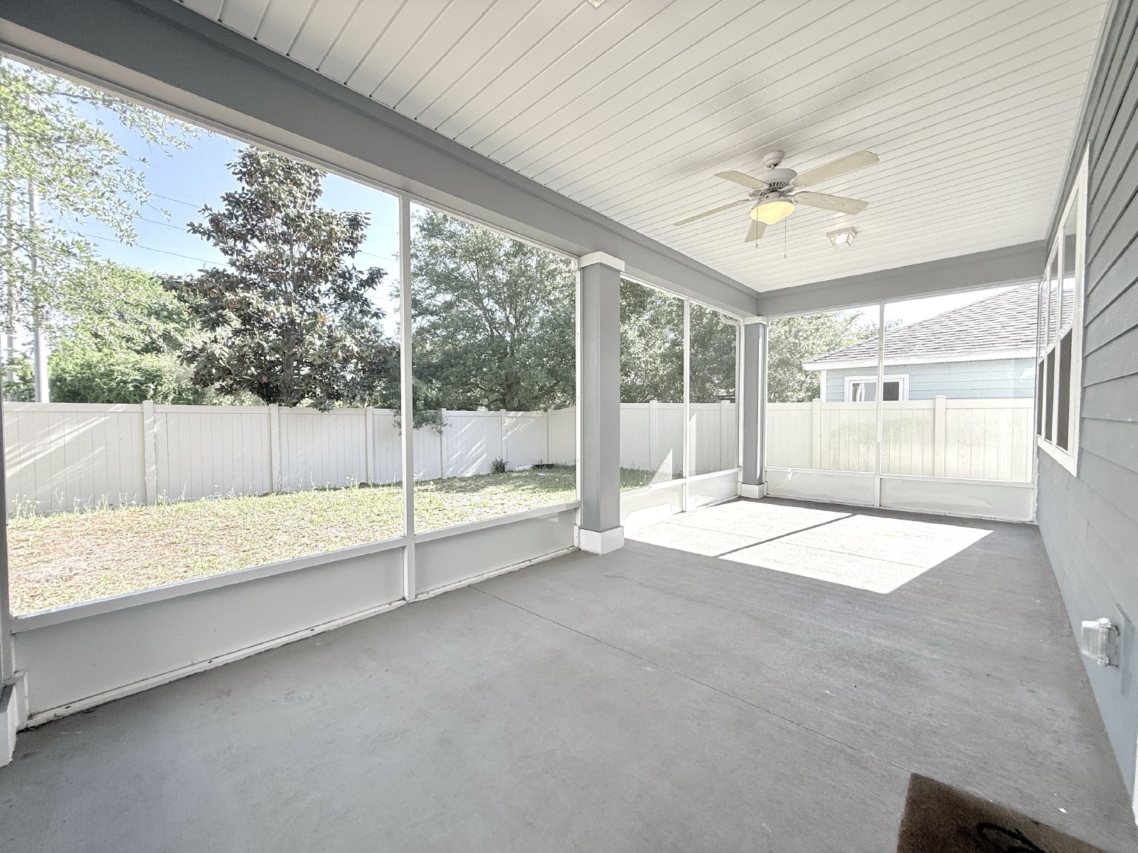 5BR Home with Downstairs Guest Suite, Screened Lanai & Fenced Yard property image