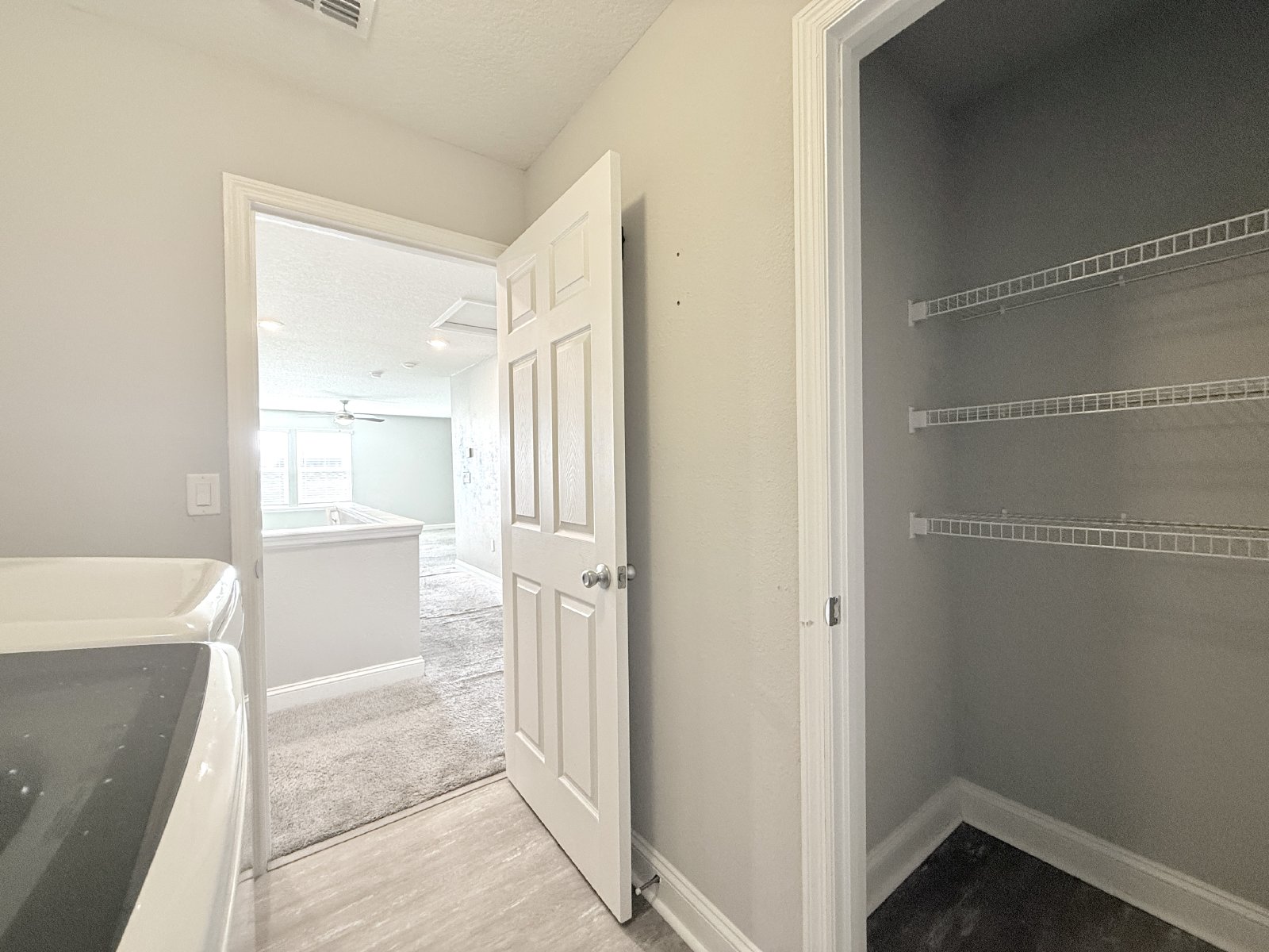 5BR Home with Downstairs Guest Suite, Screened Lanai & Fenced Yard property image