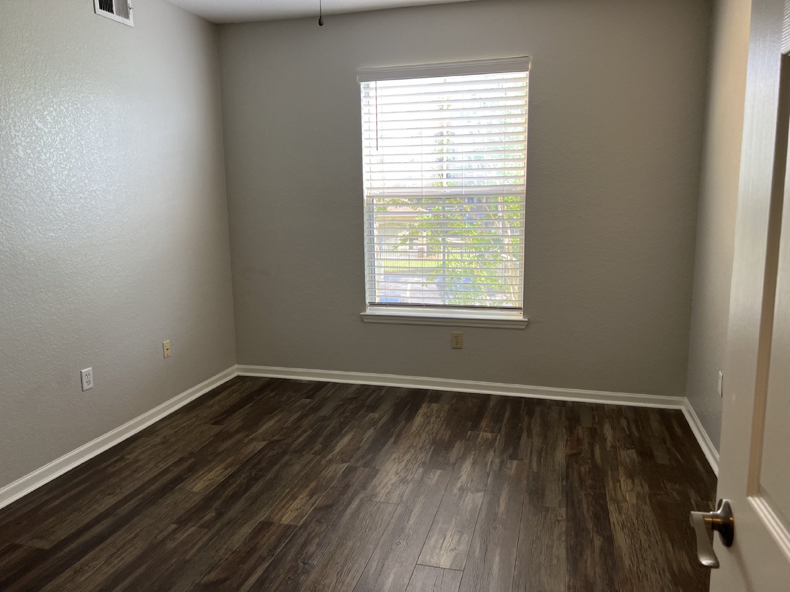 Spacious 3BR/2BA Gated Condo with Resort-Style Amenities! property image