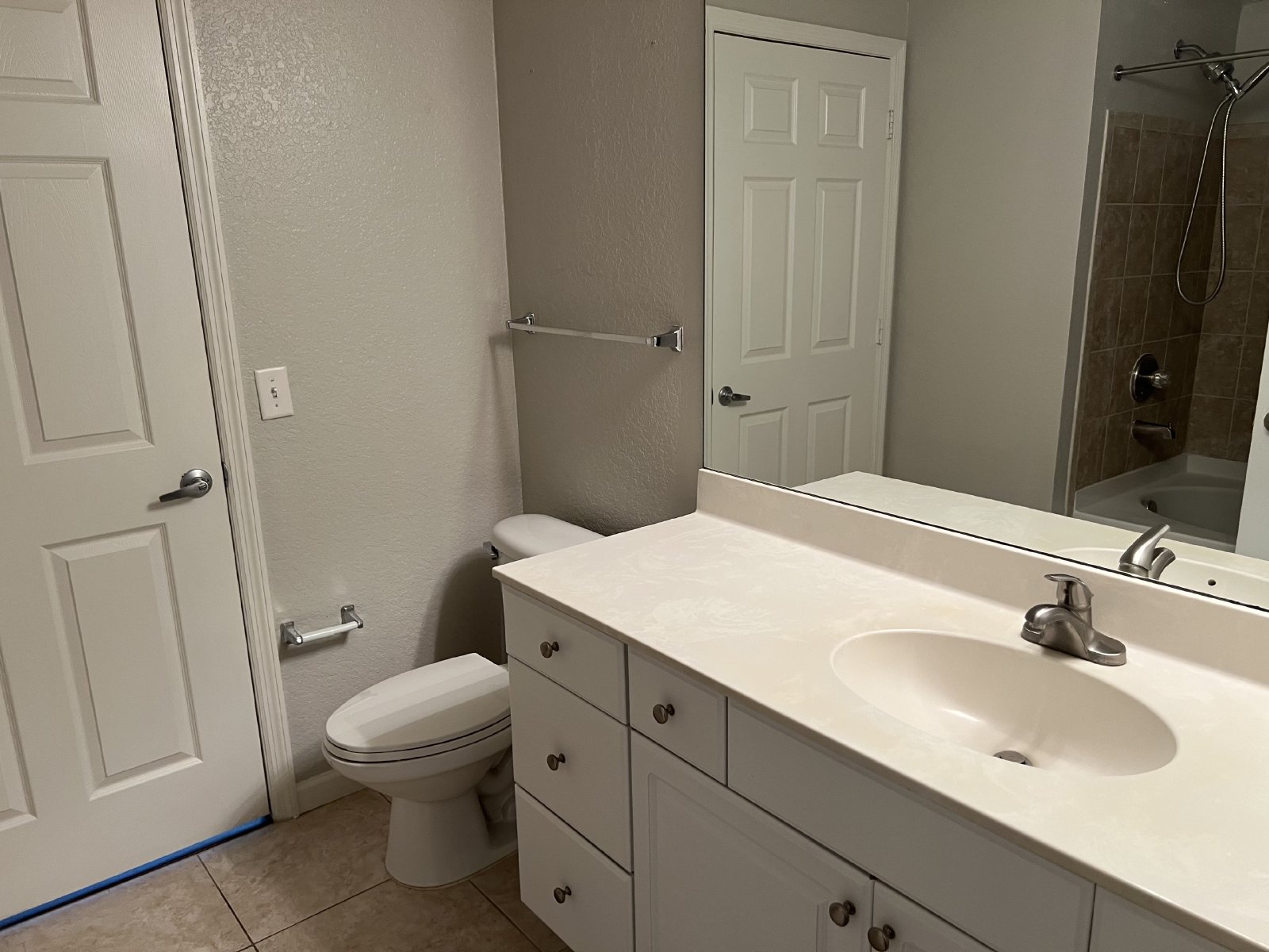 Spacious 3BR/2BA Gated Condo with Resort-Style Amenities! property image