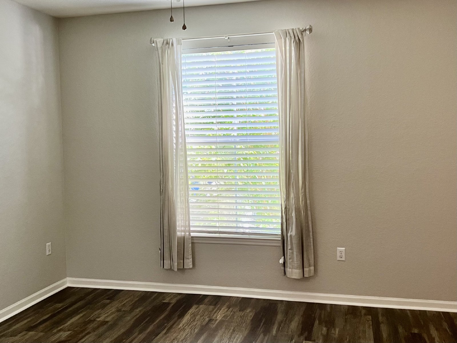 Spacious 3BR/2BA Gated Condo with Resort-Style Amenities! property image