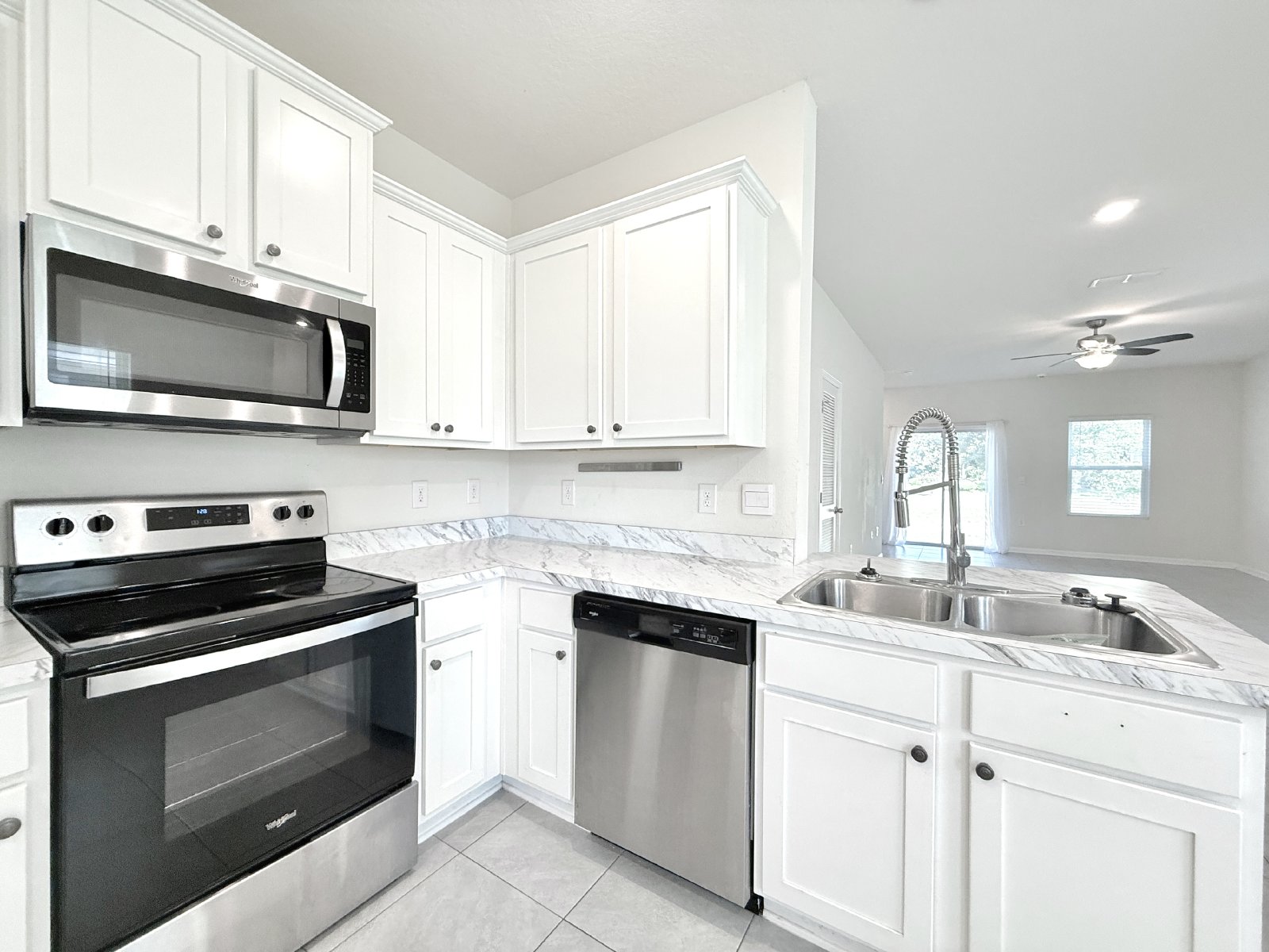 Townhome in Ideal Location property image