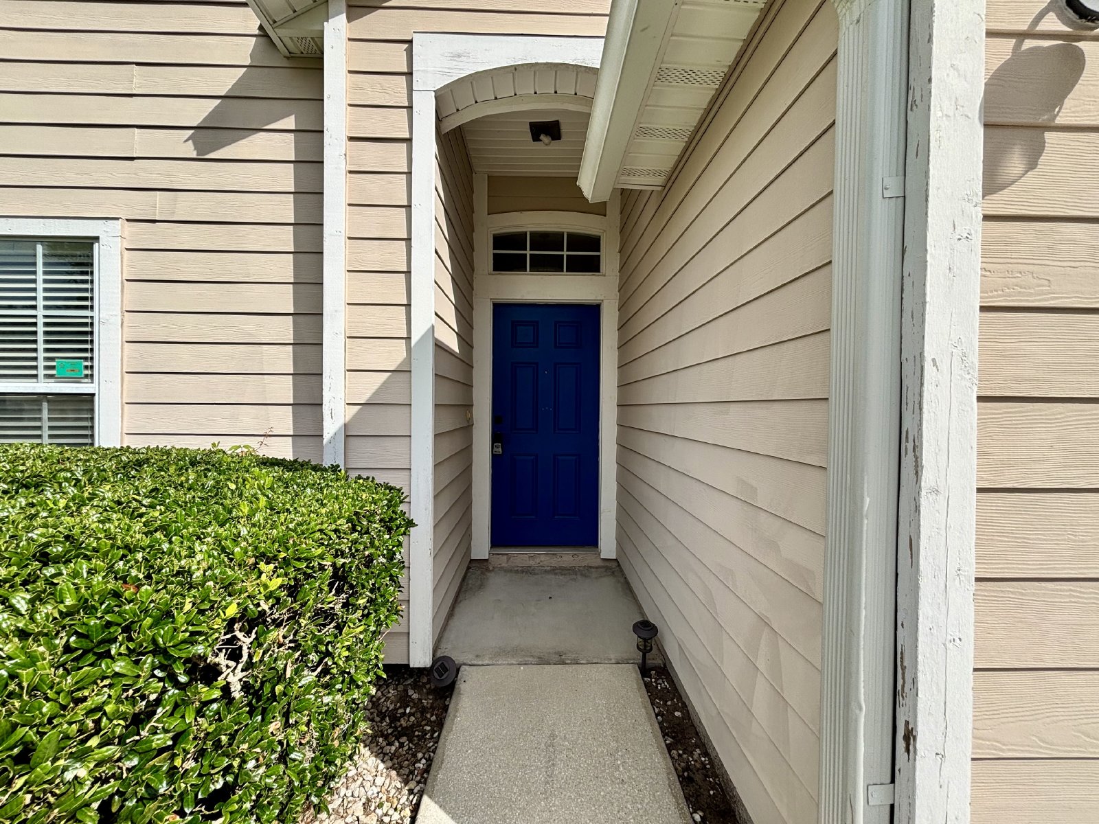 4 Bedroom, 2 Bath in Olde Sutton Oaks property image