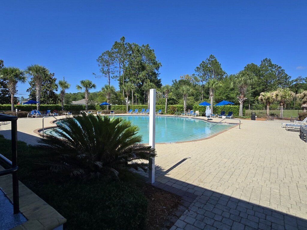 4 Bedroom / 2 Bath Yellow Bluff Hideaway - Great Community Ammenities property image
