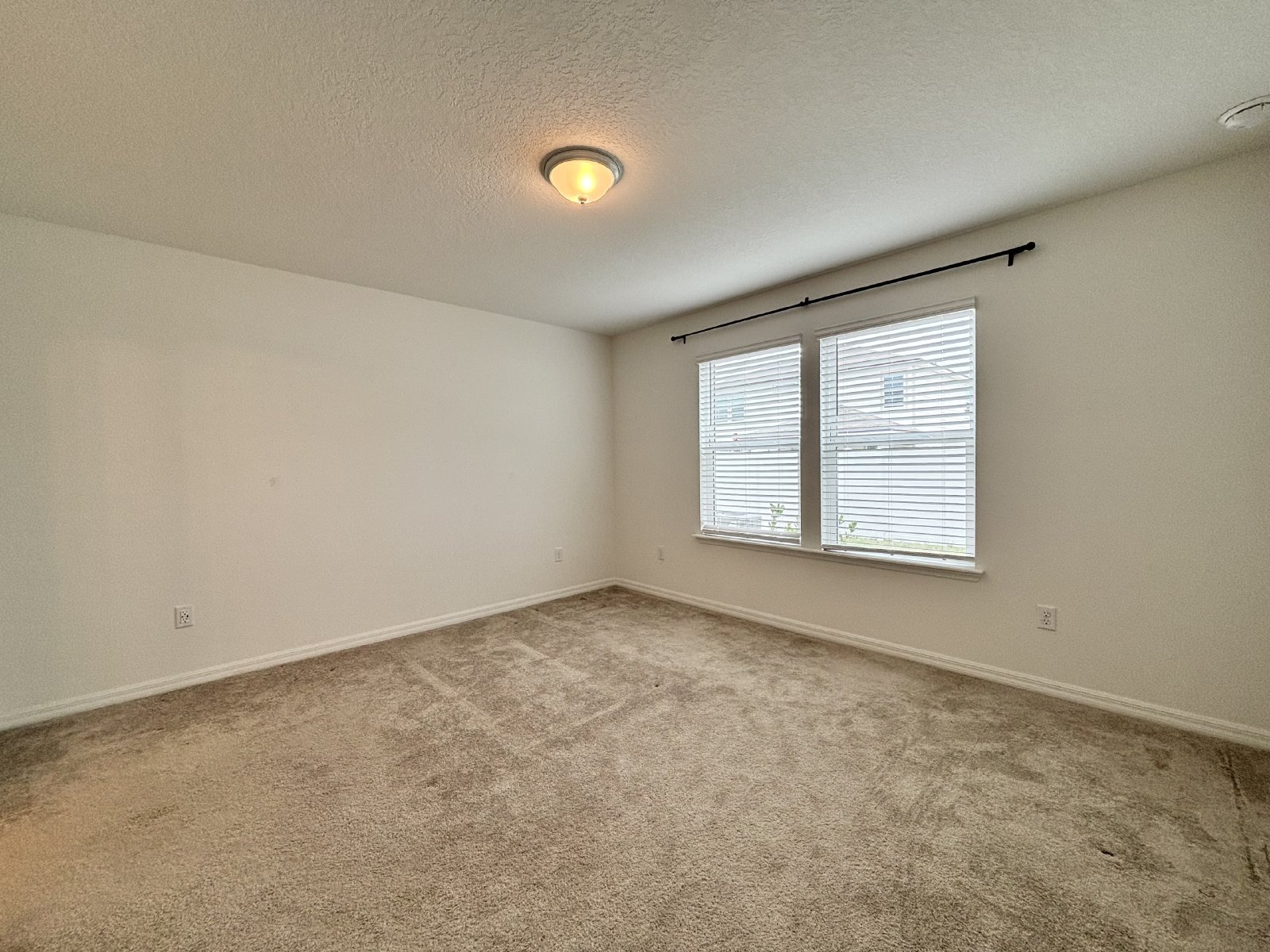 Newly Built 3 Bedroom 2 Bathroom Home property image