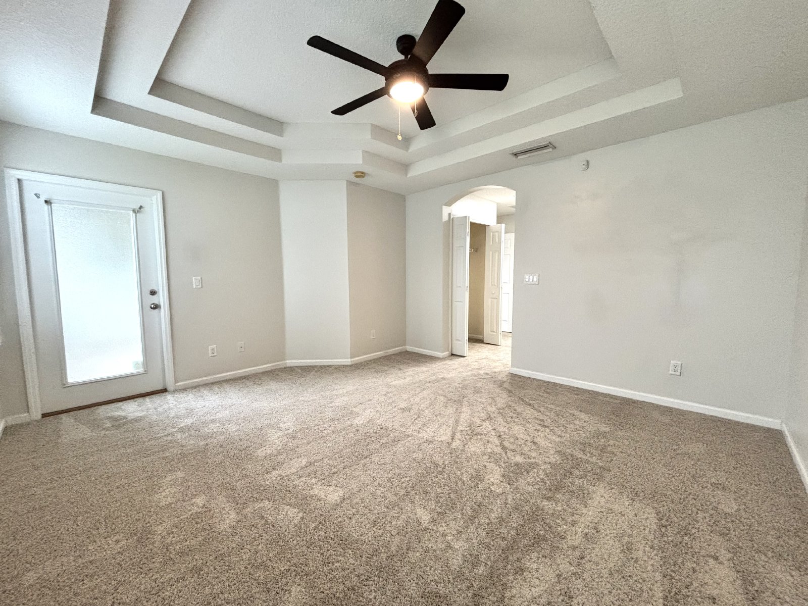 Amazing Location! 4 Miles to the Beach property image