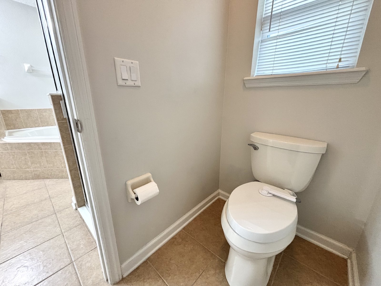 Amazing Location! 4 Miles to the Beach property image