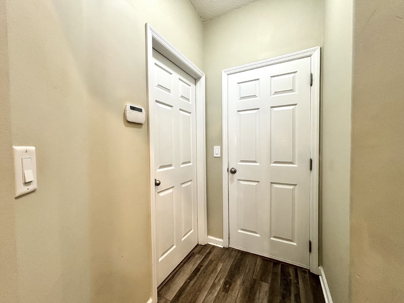 Amazing Location! 4 Miles to the Beach property image