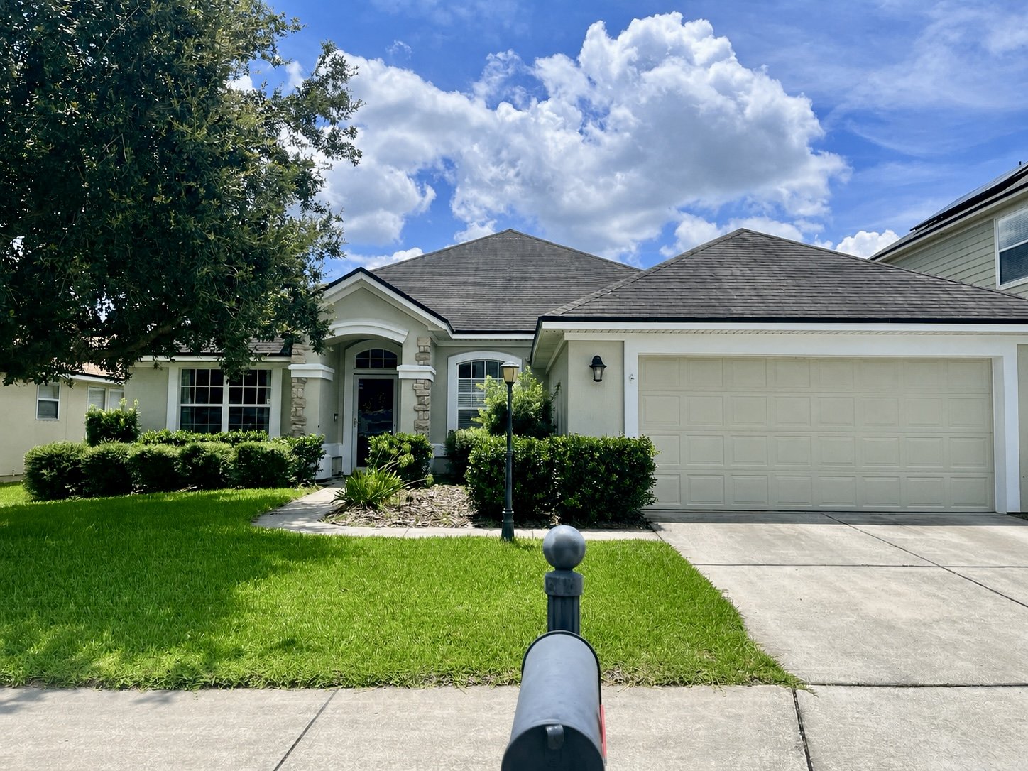 Amazing Location! 4 Miles to the Beach property image