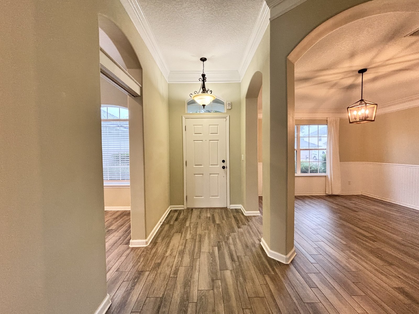 Amazing Location! 4 Miles to the Beach property image