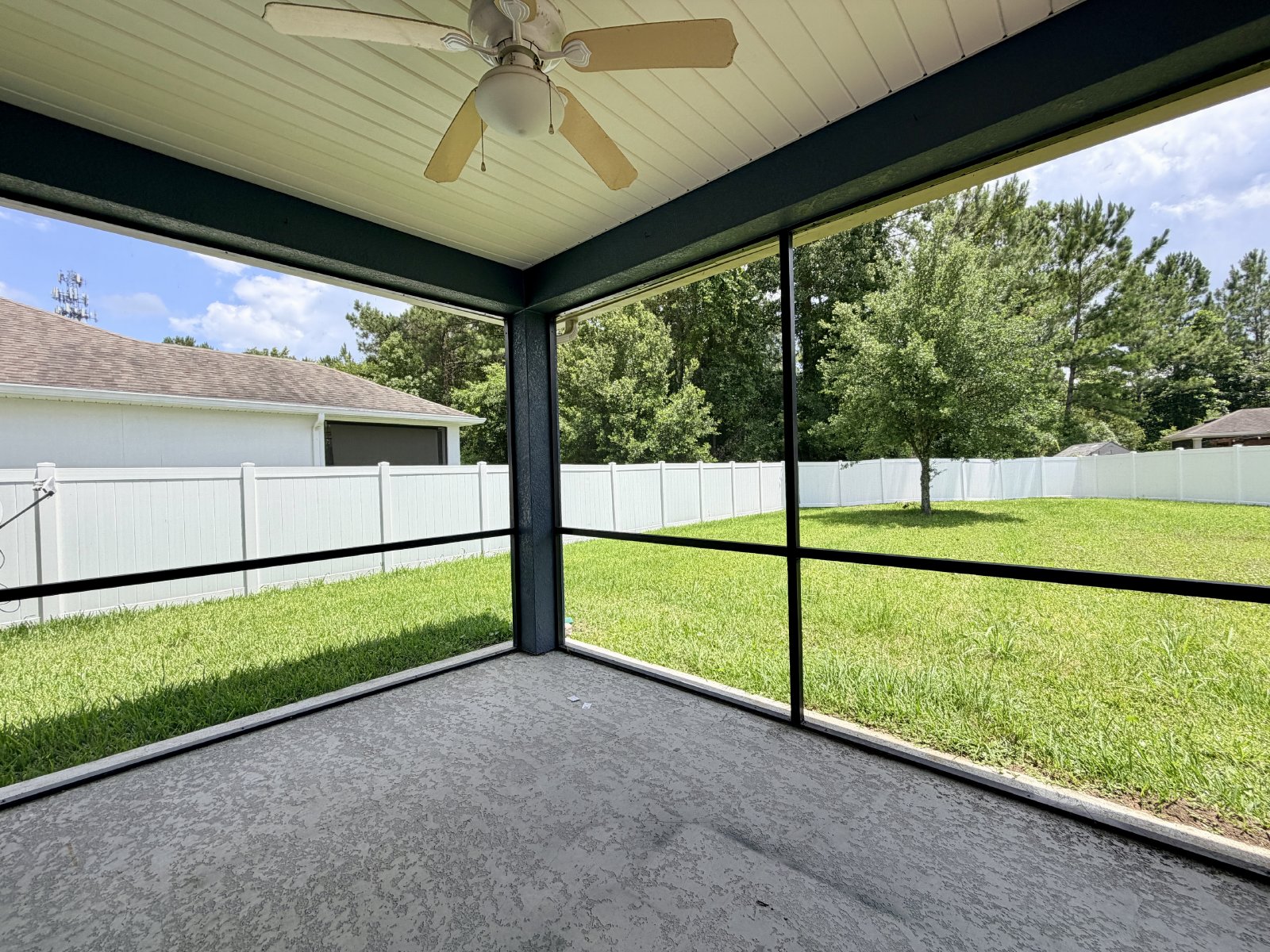 Spacious 5-Bedroom Home with Over 3,000 Sq. Ft. in a Fantastic Community! property image