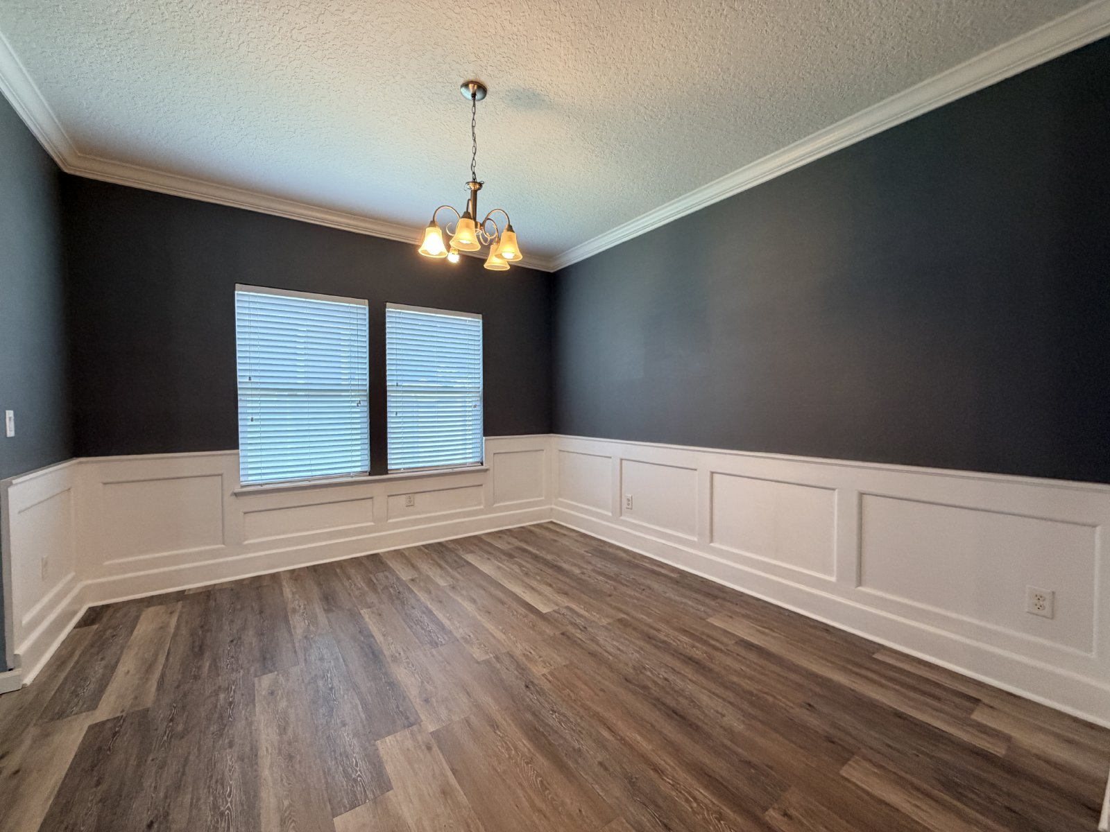 Spacious 5-Bedroom Home with Over 3,000 Sq. Ft. in a Fantastic Community! property image