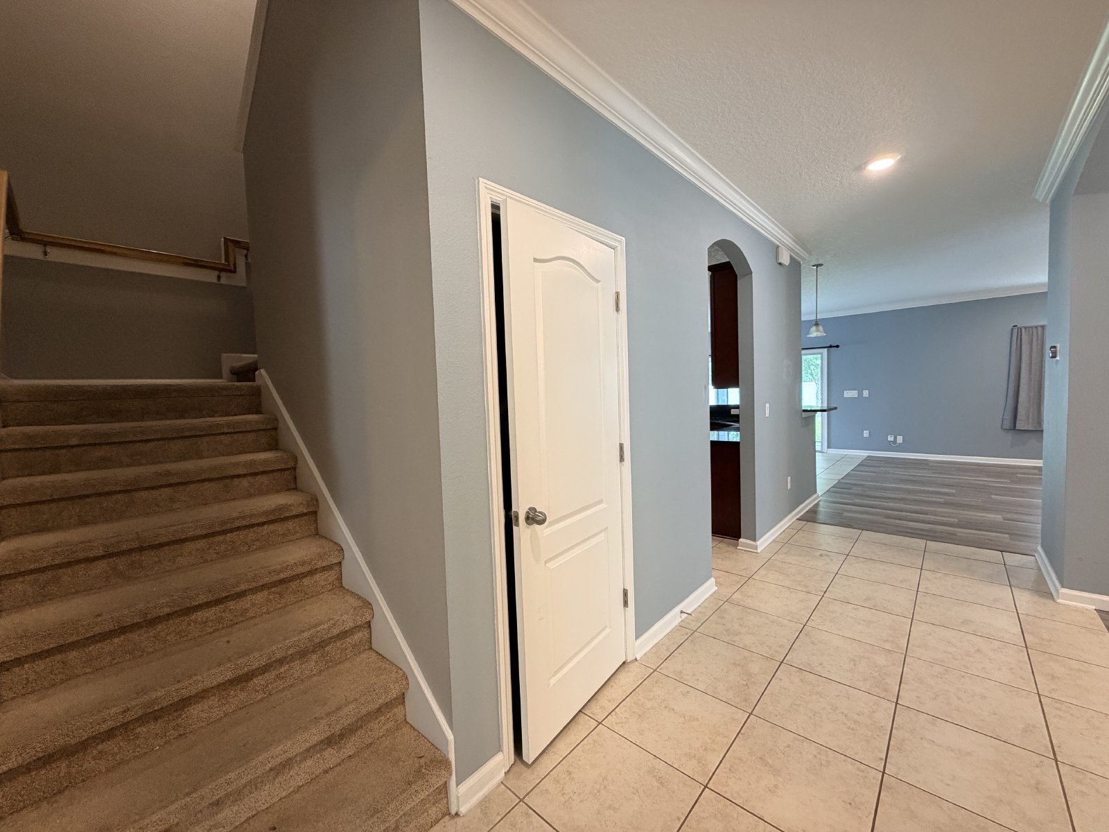 Spacious 5-Bedroom Home with Over 3,000 Sq. Ft. in a Fantastic Community! property image