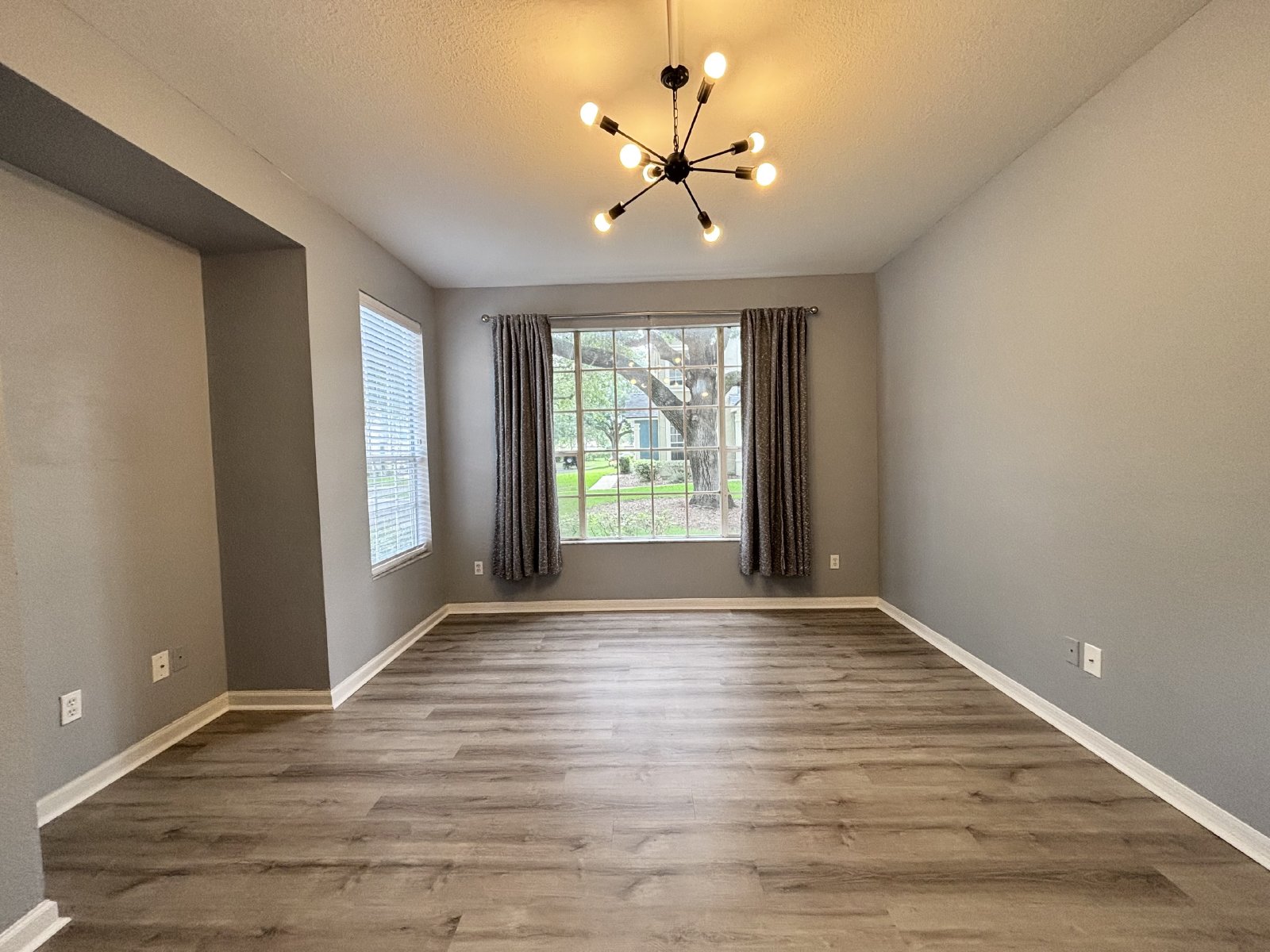 1 Bedroom Condo off Hodges property image