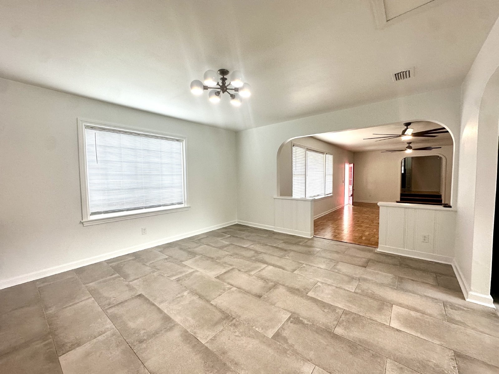 Mid Century Modern Gem! property image