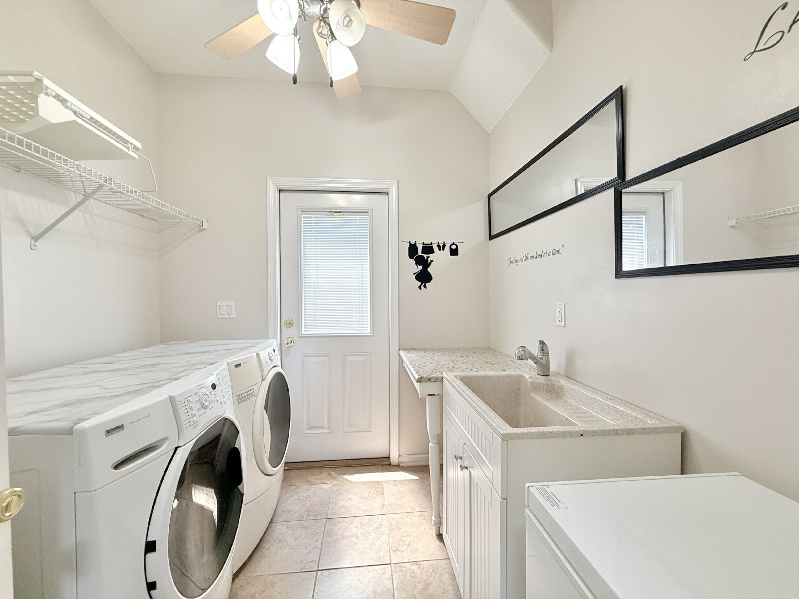Spacious Two-Story Home with Hot Tub, Pool Table & Fenced Yard in Panther Creek property image