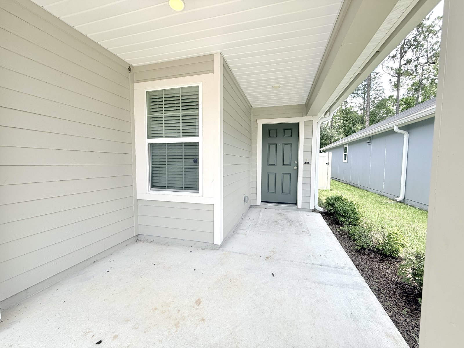 Beautiful 4BR Home with Open Floor Plan & Fully Fenced Backyard property image