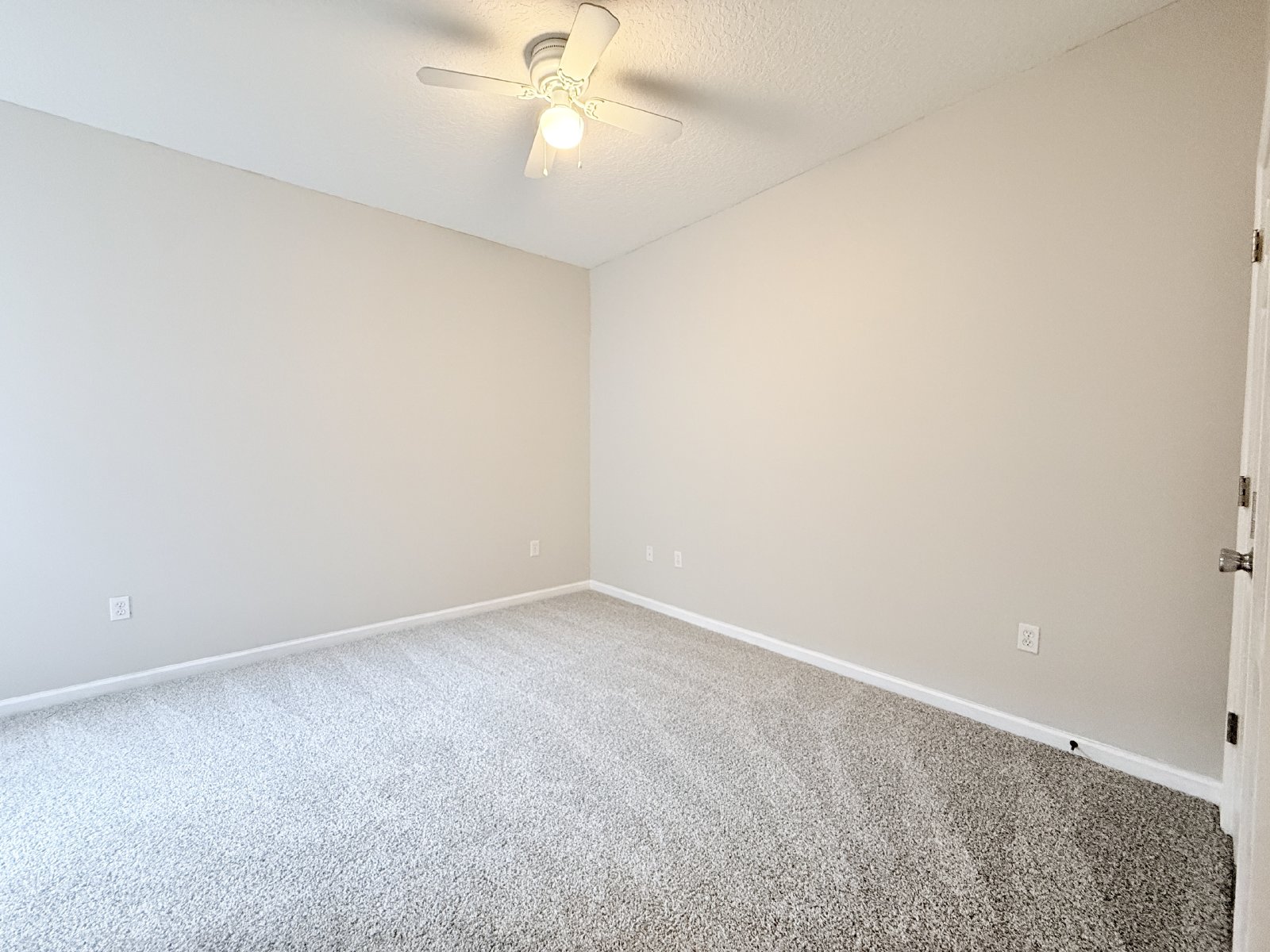 Spacious Townhome! property image