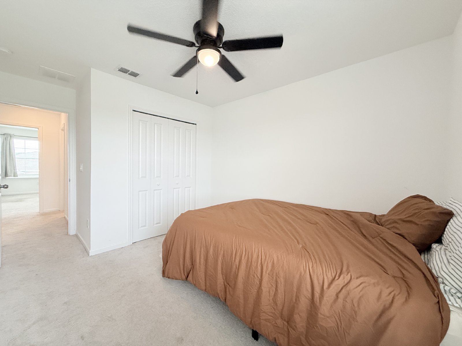 Spacious 4BR Home with Office, Loft & Lake Views property image