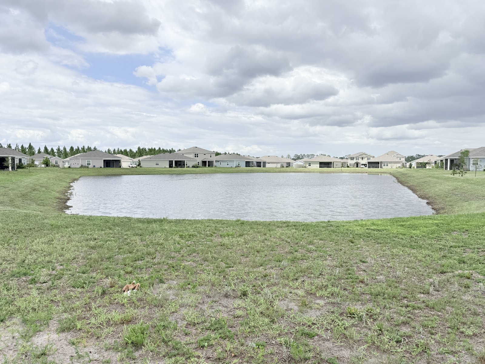 Spacious 4BR Home with Office, Loft & Lake Views property image