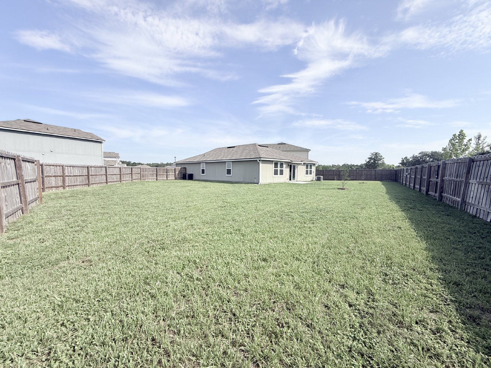 Huge Fenced Yard in a Quiet Cul-de-Sac! property image