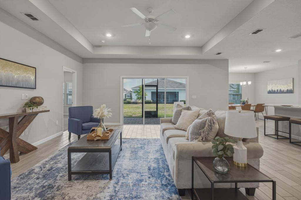 Newer Spacious Grey Hawk Home property image