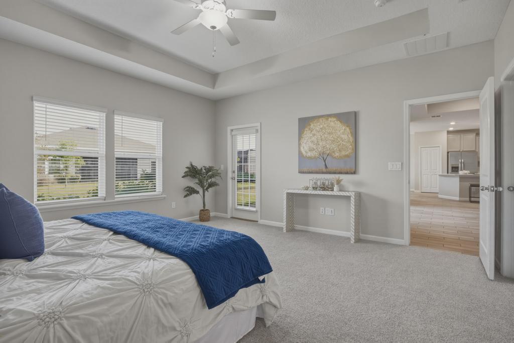 Newer Spacious Grey Hawk Home property image