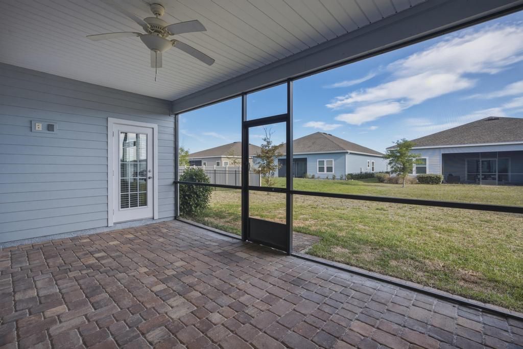 Newer Spacious Grey Hawk Home property image
