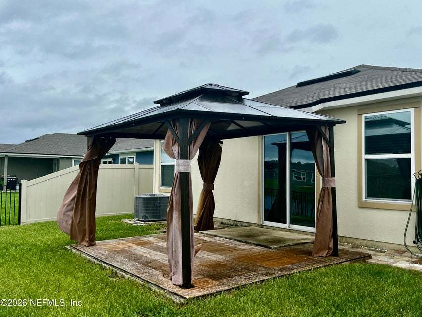 Almost-New 3 Bedroom Rental with Stunning Pond Views in The Arbors! property image