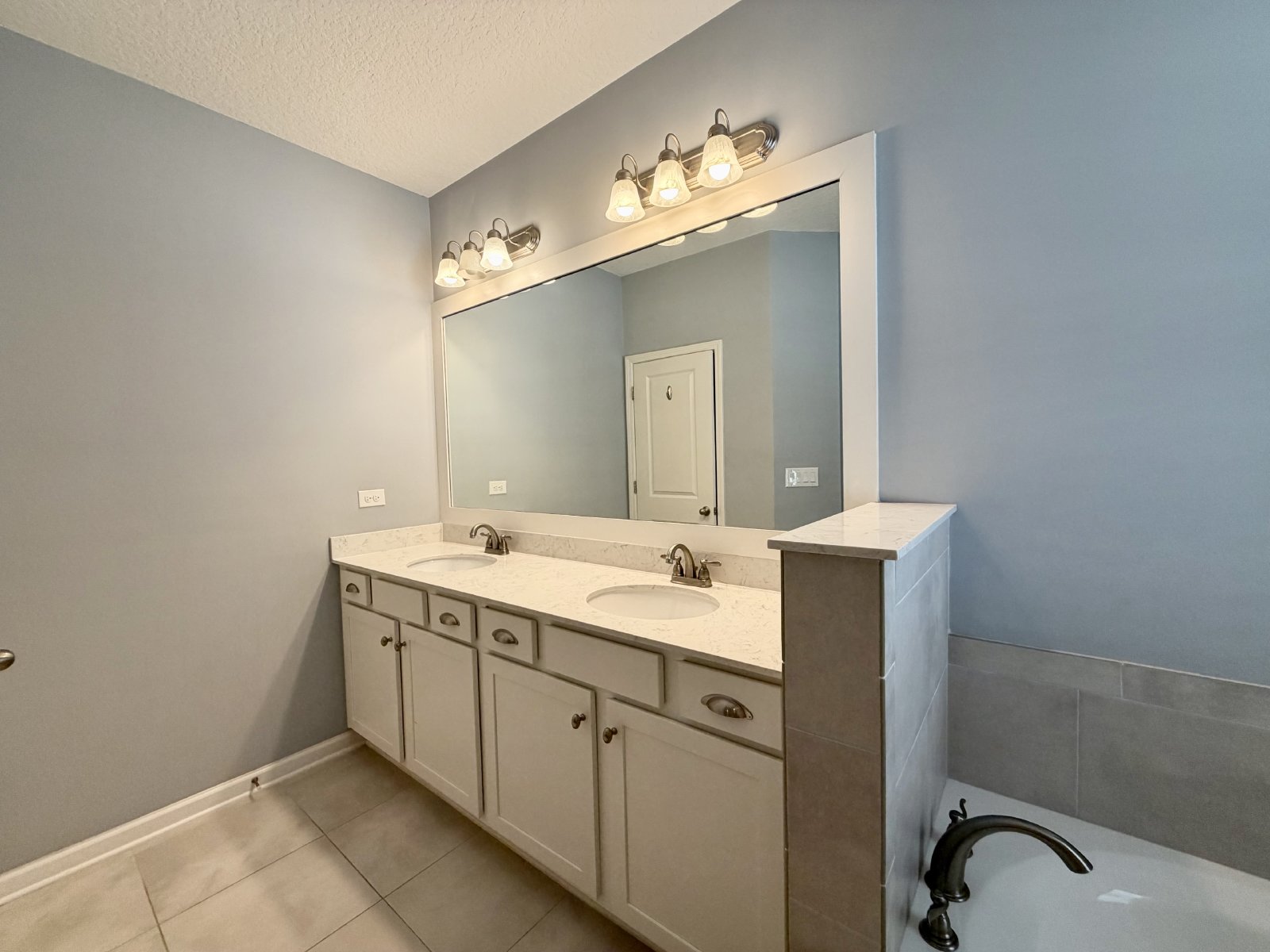 One Story, Adorable Home in Durbin Crossing! property image
