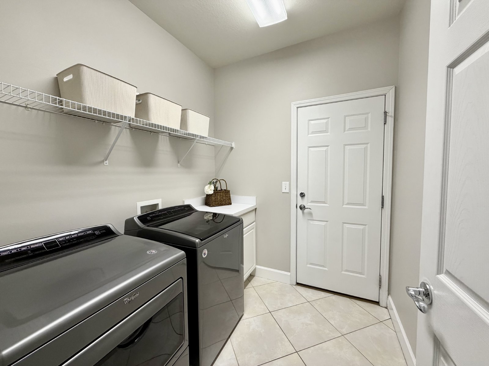 Spacious Townhome in Central Location! property image