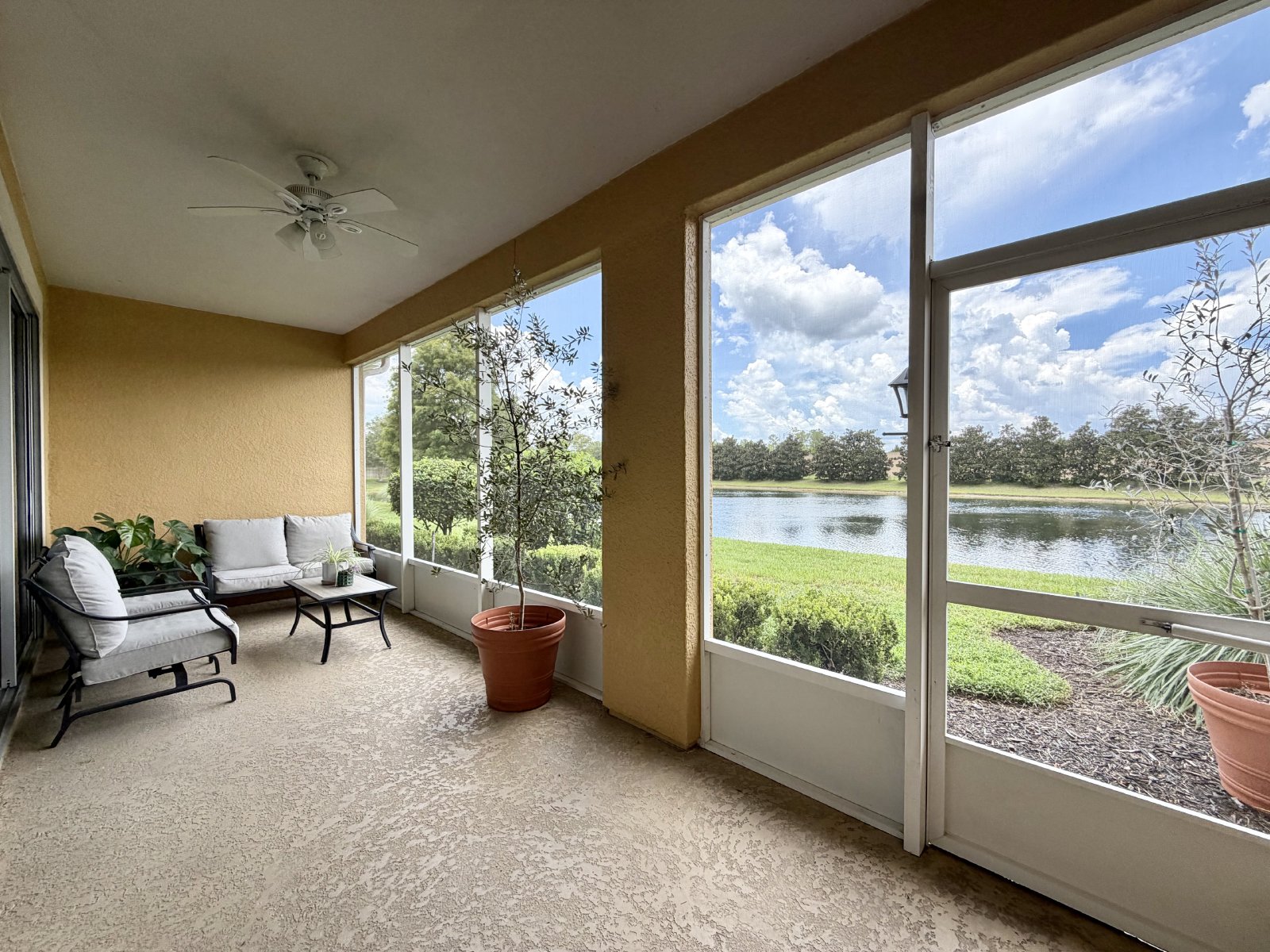 Spacious Townhome in Central Location! property image