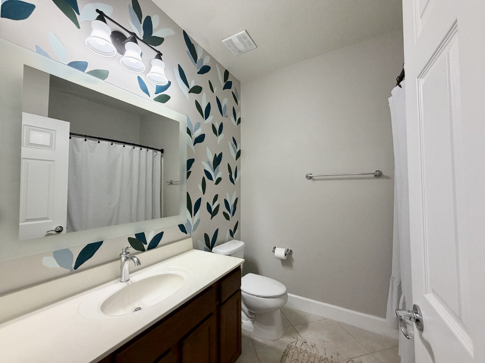 Spacious Townhome in Central Location! property image