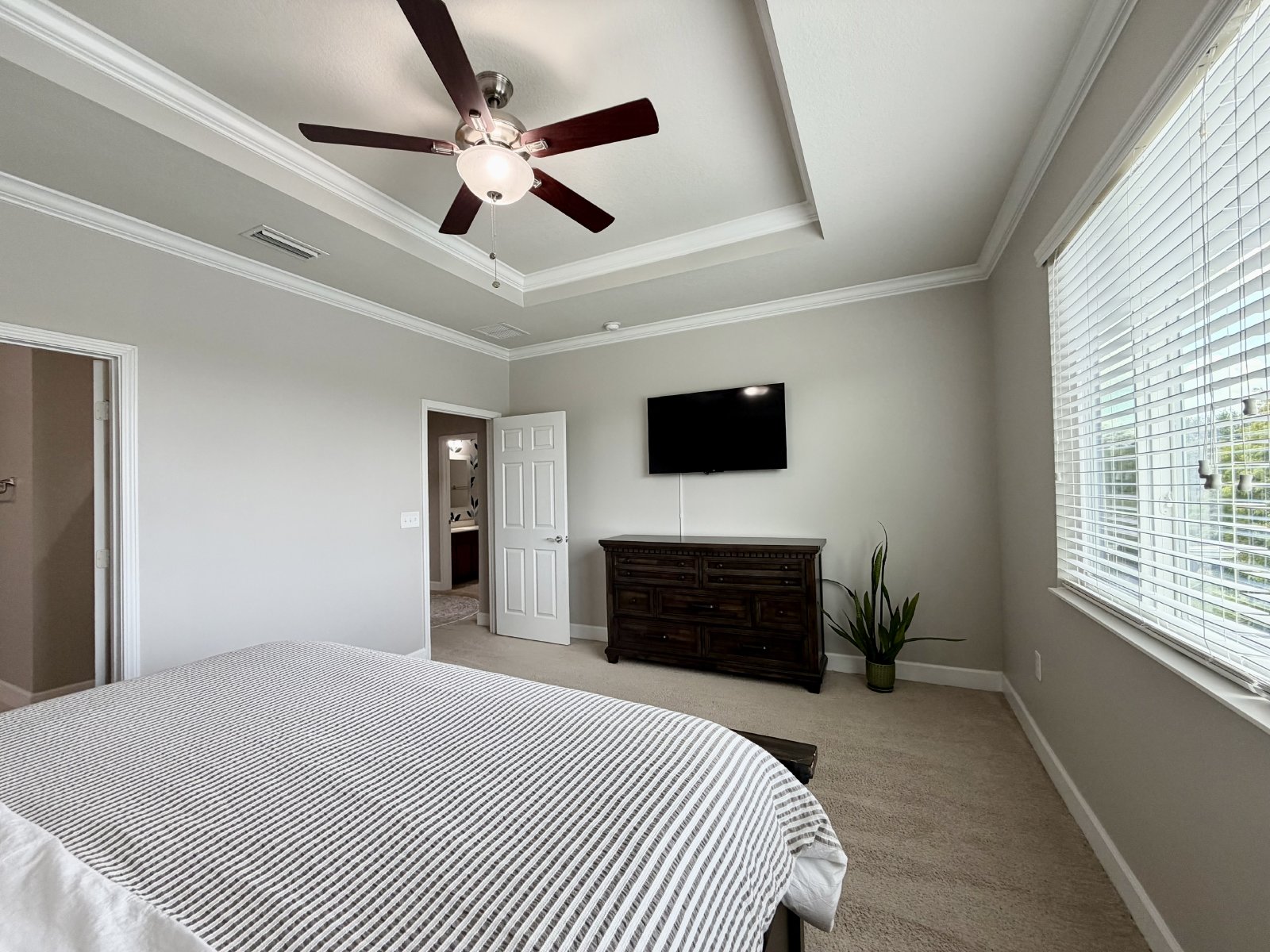 Spacious Townhome in Central Location! property image