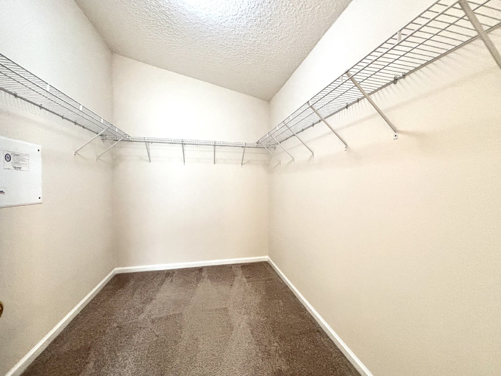 Charming, Well Kept in Wonderful Community! property image