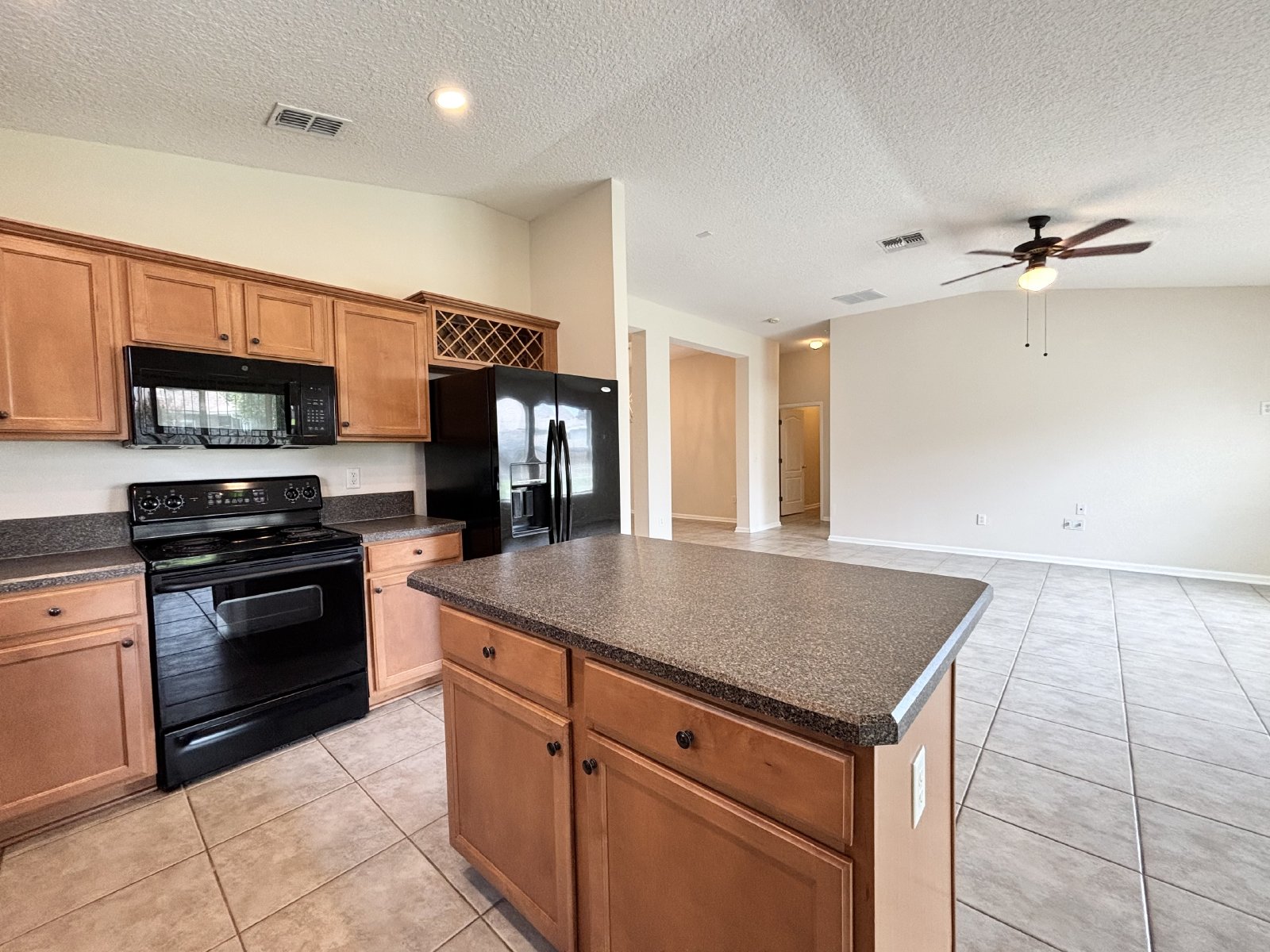 Charming, Well Kept in Wonderful Community! property image