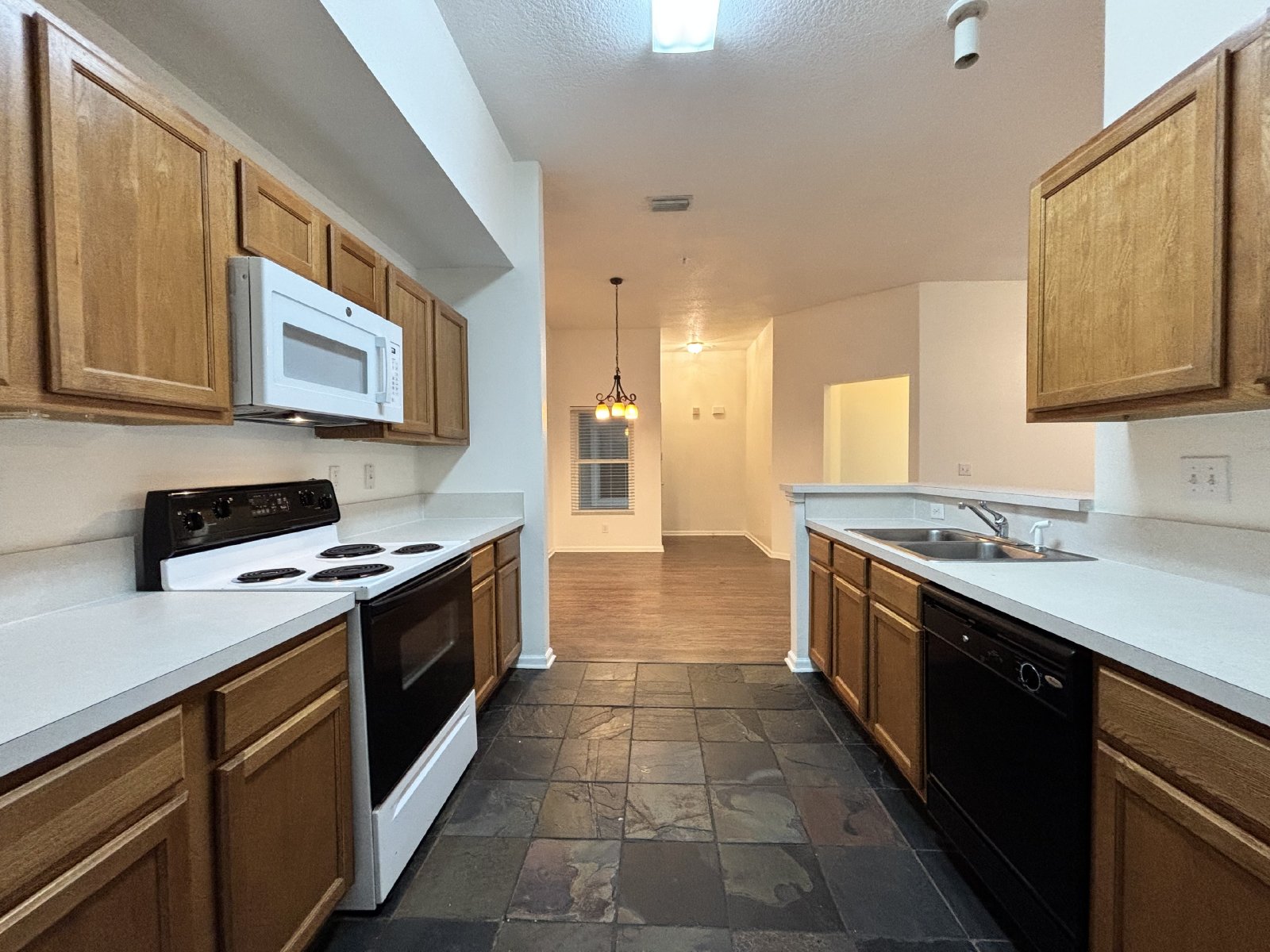 6106 MAGGIES CIR, 104, JACKSONVILLE, FL 32244 property image