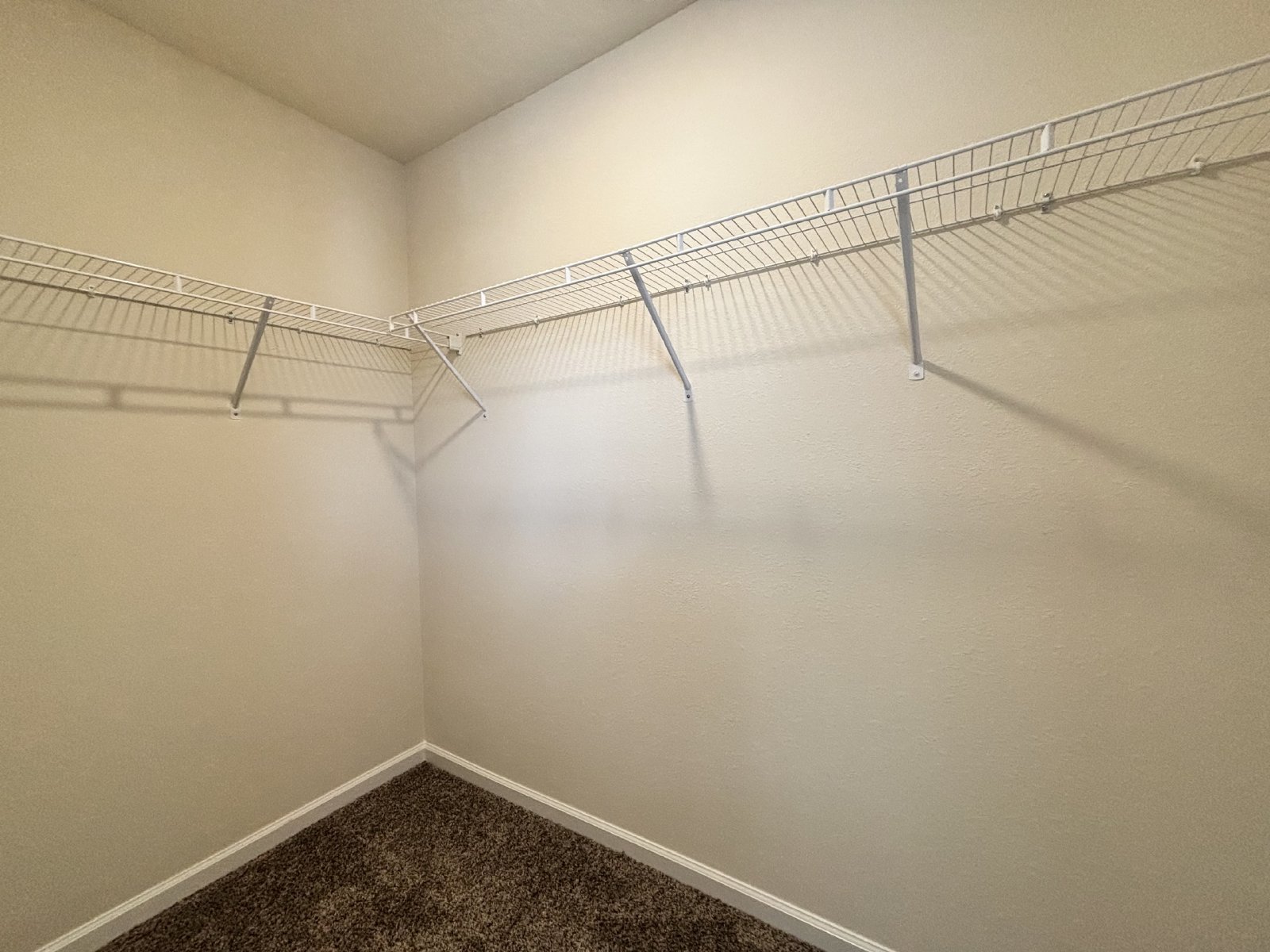 4 Bedroom 2.5 Bathrooms in Fox Creek property image