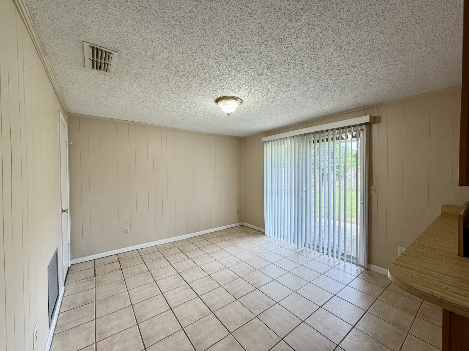 Large Lot in Intercoastal Area! property image