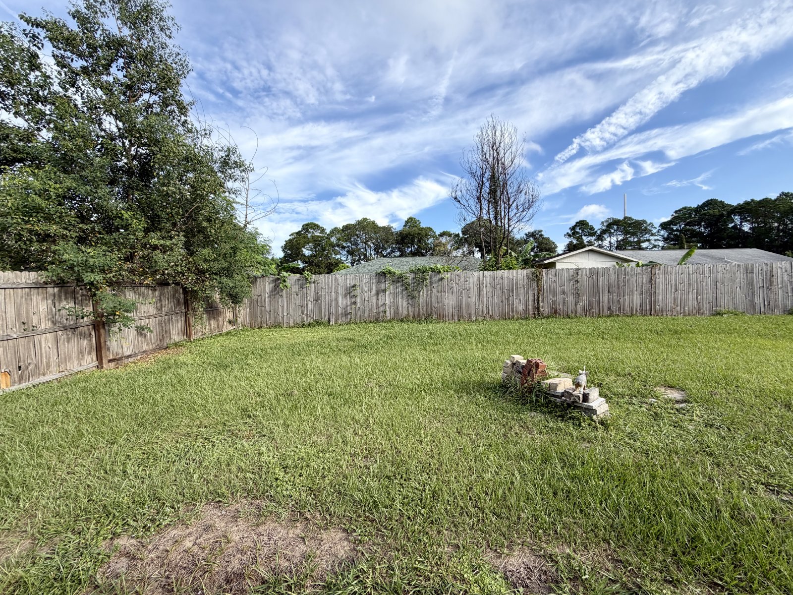 Large Lot in Intercoastal Area! property image