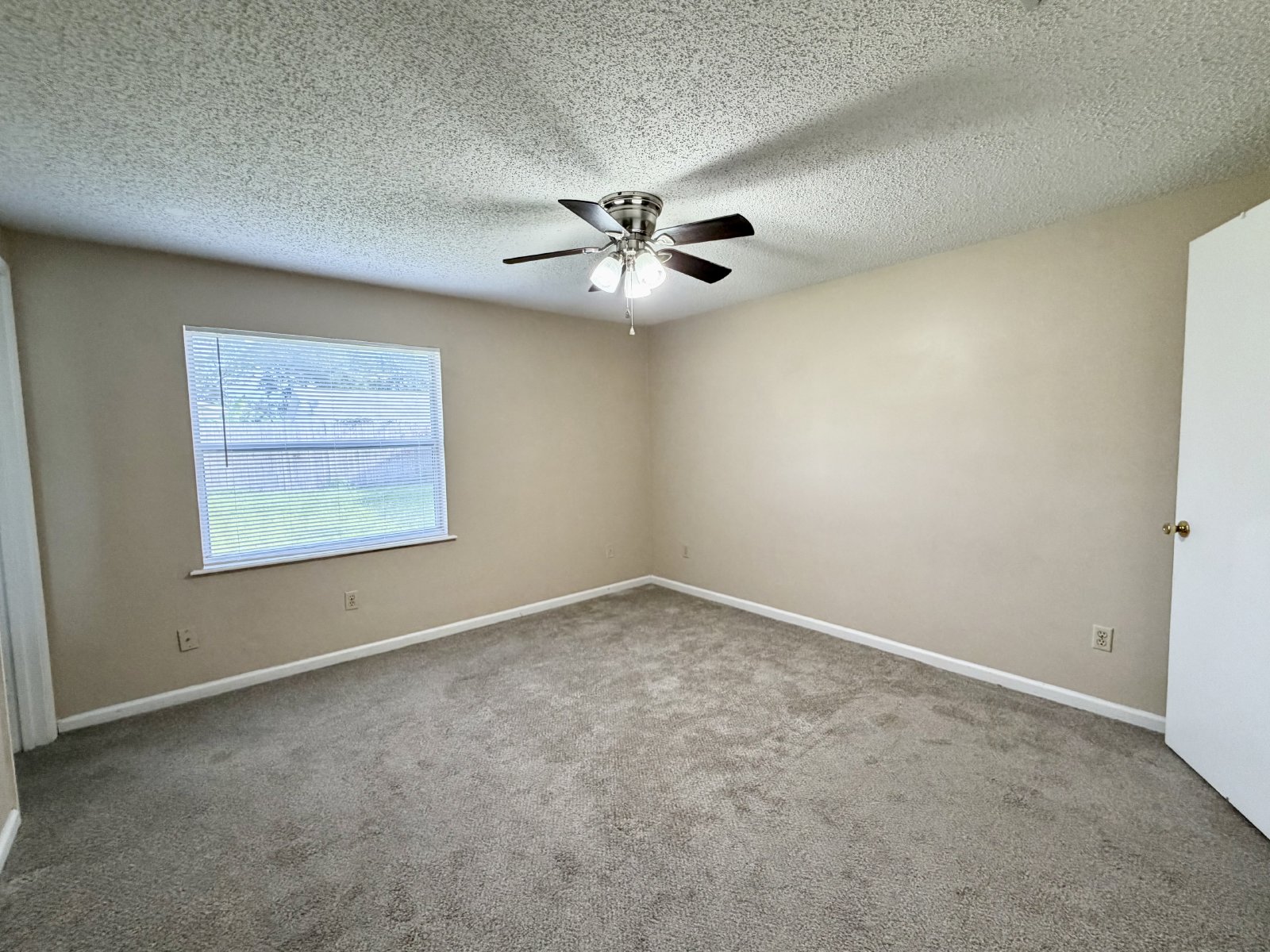 Large Lot in Intercoastal Area! property image