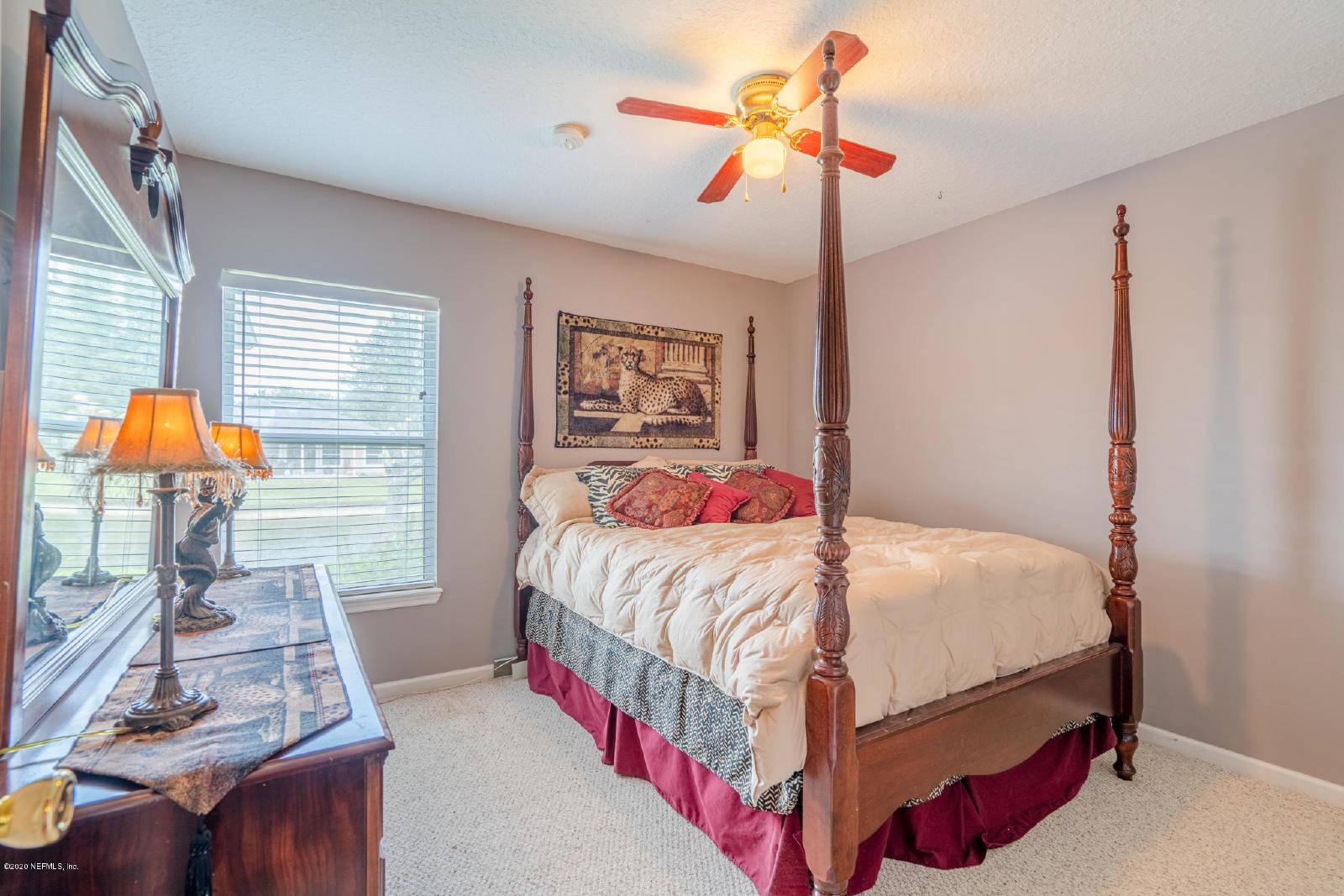 Large 3 bedroom with separate office in Captiva Bluff property image