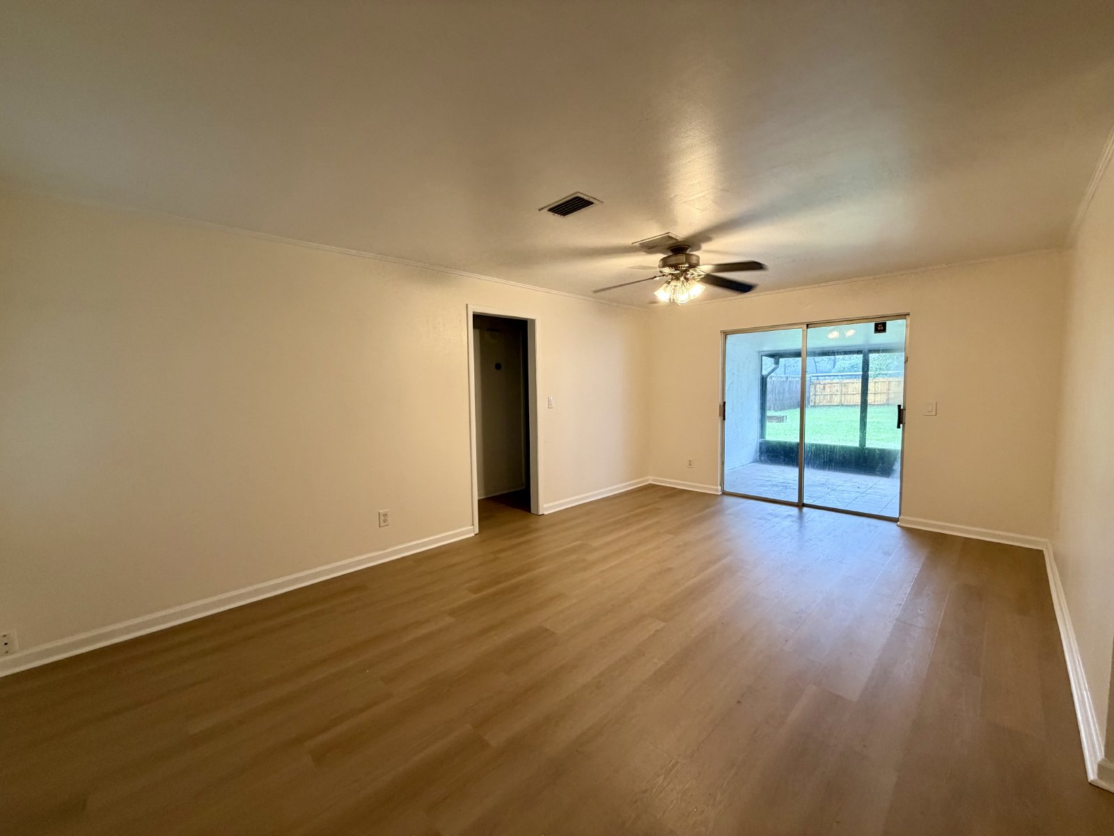Three bedroom home in convenient location! property image